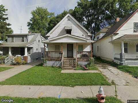 Berdelle, CLEVELAND, OH 44105