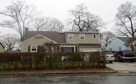 Andrews, WHEATLEY HEIGHTS, NY 11798