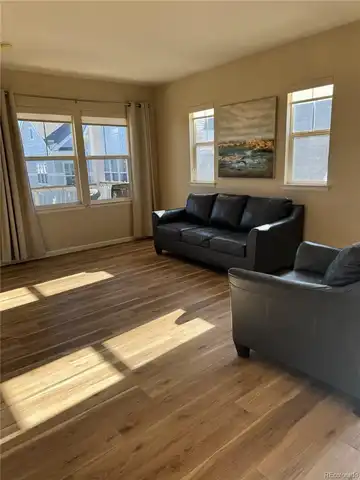 E 28Th Avenue, Denver, CO 80238