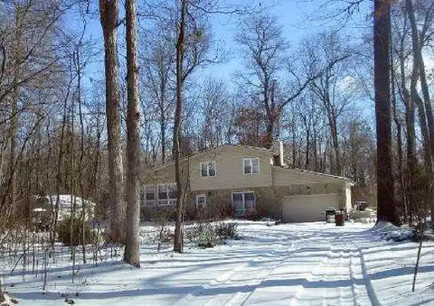 Lucille, LAMBERTVILLE, MI 48144