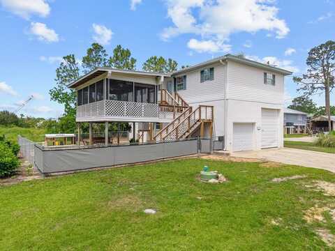 138 904th Ave, Suwannee, FL 32692