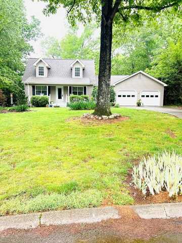481 Lennox Way, ROCKY FACE, GA 30740