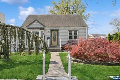 15 Sargent Street, Nutley, NJ 07110