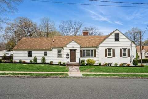 38 Christopher St, Montclair, NJ 07042