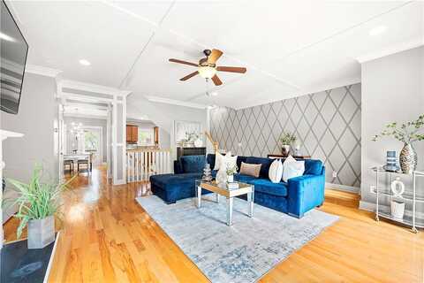 Saute, AVONDALE ESTATES, GA 30002