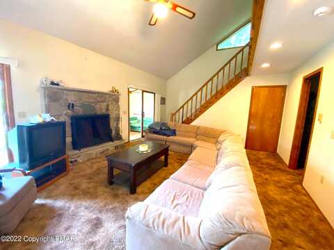 Meadowlark, TOBYHANNA, PA 18466