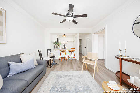 Wurzbach, SAN ANTONIO, TX 78229