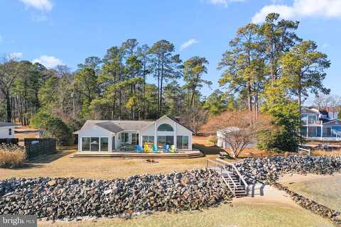 Chesapeake, WHITE STONE, VA 22578