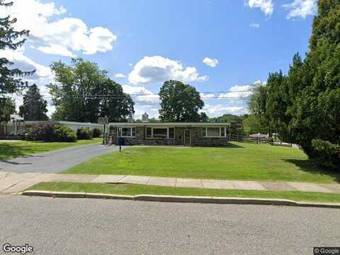 Mary, BROOMALL, PA 19008