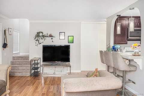 Huerfano, SAN DIEGO, CA 92117