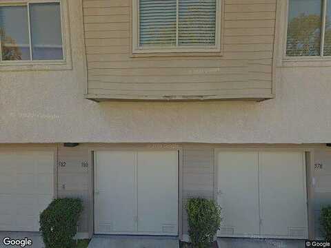 Via Colinas, WESTLAKE VILLAGE, CA 91362