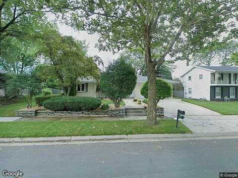Dogwood, MILWAUKEE, WI 53224