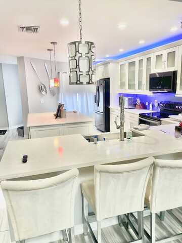 Candlewood, BOCA RATON, FL 33487