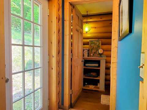 Bear Creek, SOLDIERS GROVE, WI 54655