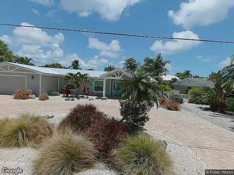 77Th, HOLMES BEACH, FL 34217