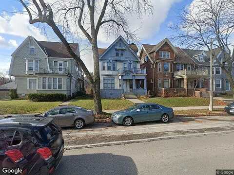 Downer, MILWAUKEE, WI 53211