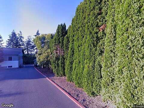 15Th, COOS BAY, OR 97420