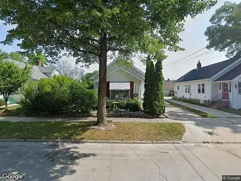 Eliza, GREEN BAY, WI 54301