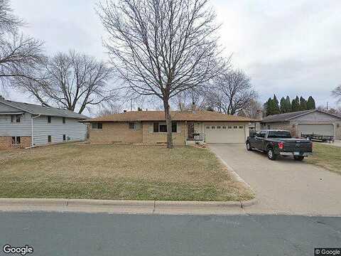 Patricia, SAINT PAUL, MN 55120
