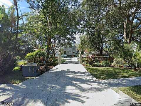 Ola, TAMPA, FL 33604