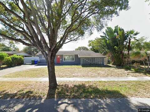 5Th, PEMBROKE PINES, FL 33023