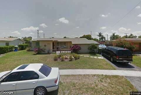 8Th, PEMBROKE PINES, FL 33023