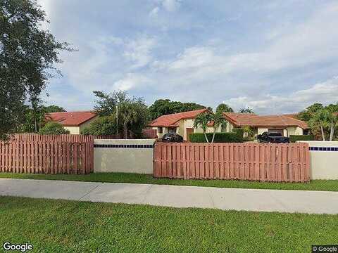 113Th, PEMBROKE PINES, FL 33025