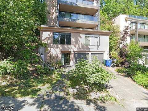 33Rd, SEATTLE, WA 98144