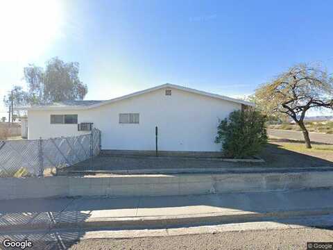 Parkway, NEEDLES, CA 92363