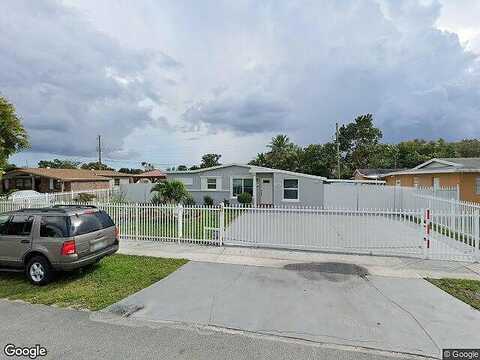 178Th, MIAMI GARDENS, FL 33055