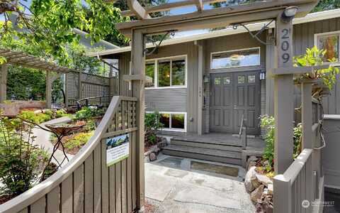 196Th, SHORELINE, WA 98133