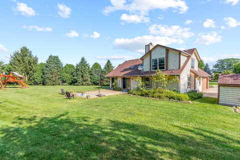 Hickory, HARTFORD, WI 53027