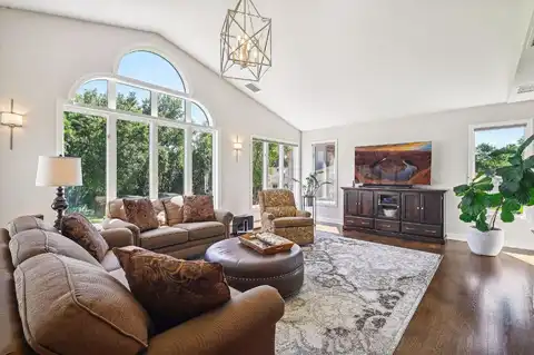 88Th, MAPLE GROVE, MN 55369