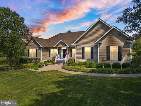 Lucky Hill, BEALETON, VA 22712