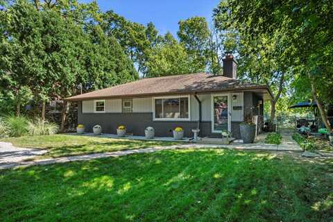 River Forest, MILWAUKEE, WI 53209