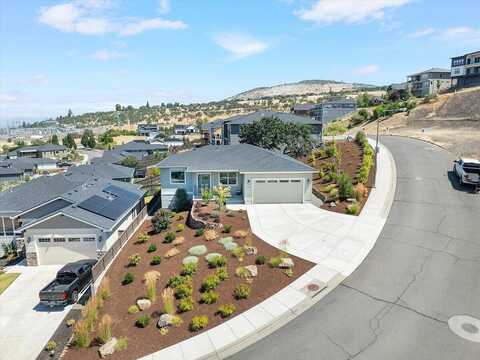 La Strada, MEDFORD, OR 97504