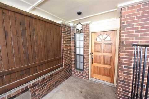 Cole Ave, Dallas, TX 75204