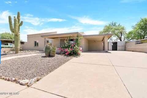 Via Del Santo, TUCSON, AZ 85741