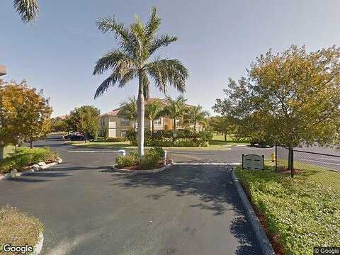 Ocean Walk Cir, Fort Myers, FL 33908