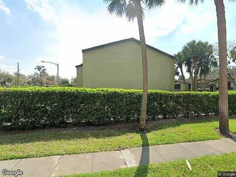 Escondido Cir, Altamonte Springs, FL 32701