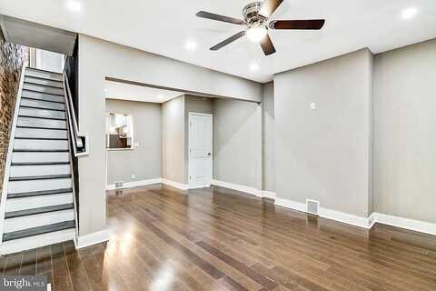 Larchwood, PHILADELPHIA, PA 19143
