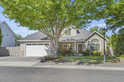 Fieldbrook, MEDFORD, OR 97504