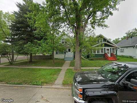 8Th, MOORHEAD, MN 56560