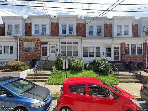 E 11Th St, EDDYSTONE, PA 19013