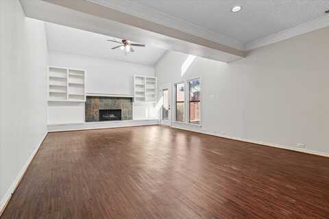 Montego Plaza, Dallas, TX 75230