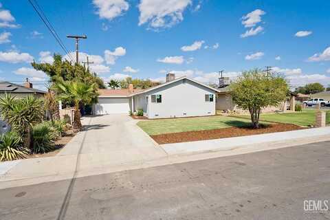 Faye, BAKERSFIELD, CA 93304