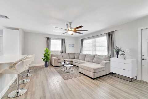4Th, BOCA RATON, FL 33486