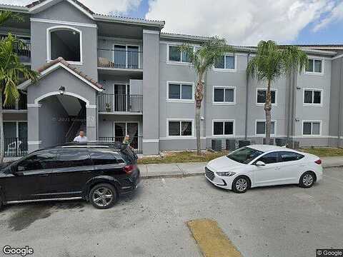 284Th, HOMESTEAD, FL 33033