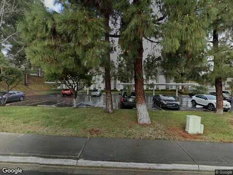 Avenida Venusto, SAN DIEGO, CA 92128
