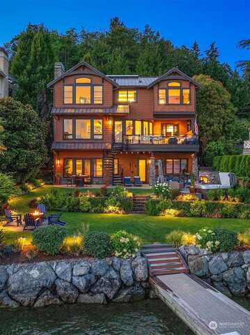 87Th, MERCER ISLAND, WA 98040